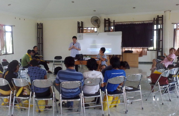 ArchiveCamp - Creative Commons session