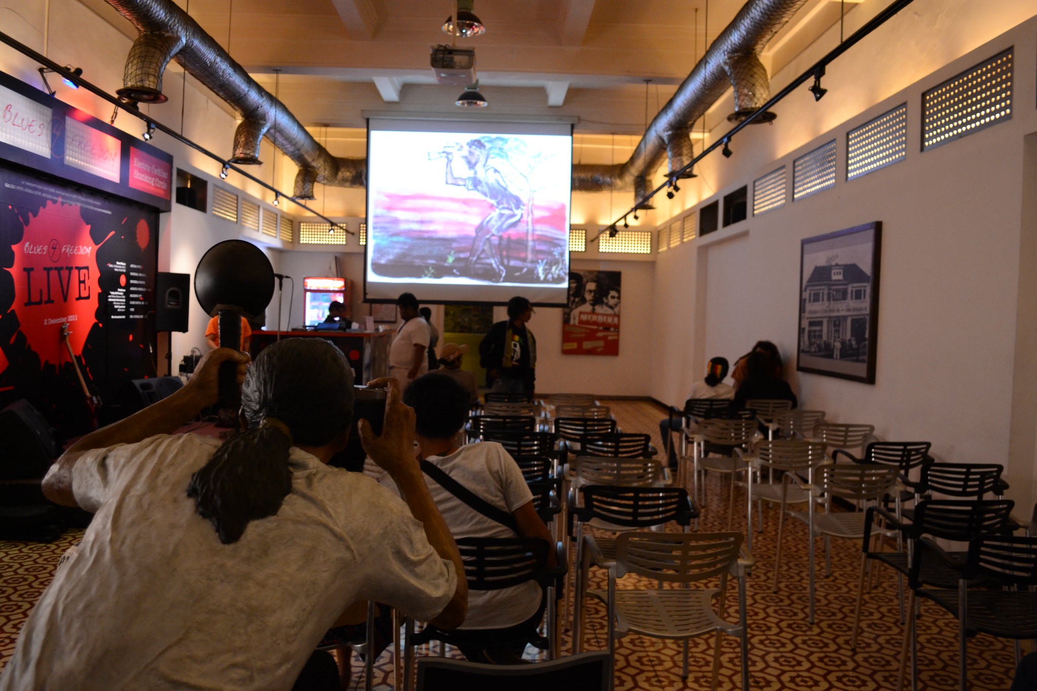 Setting the stage. The screening of Papuan Voices Film at Neo Journalism Club, Jakarta, Indonesia.