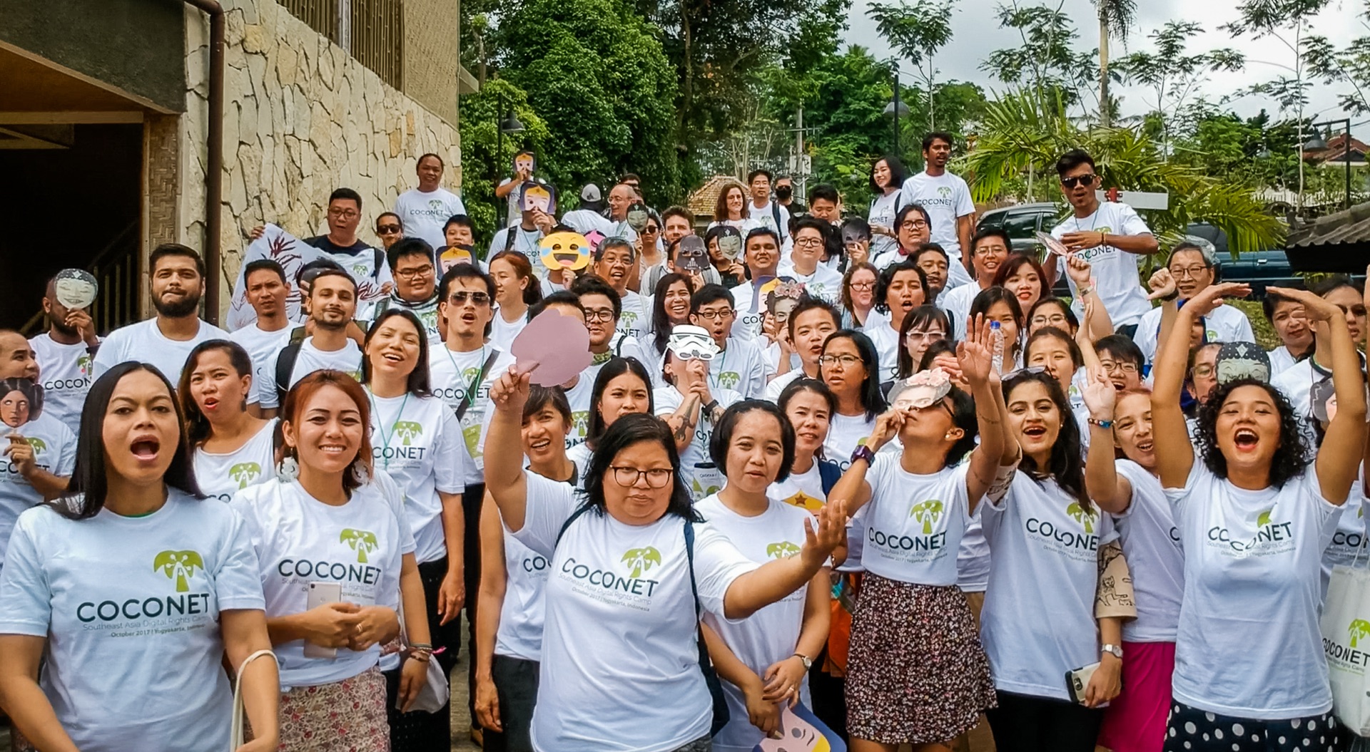 Participants of Coconet I. Image via EngageMedia.